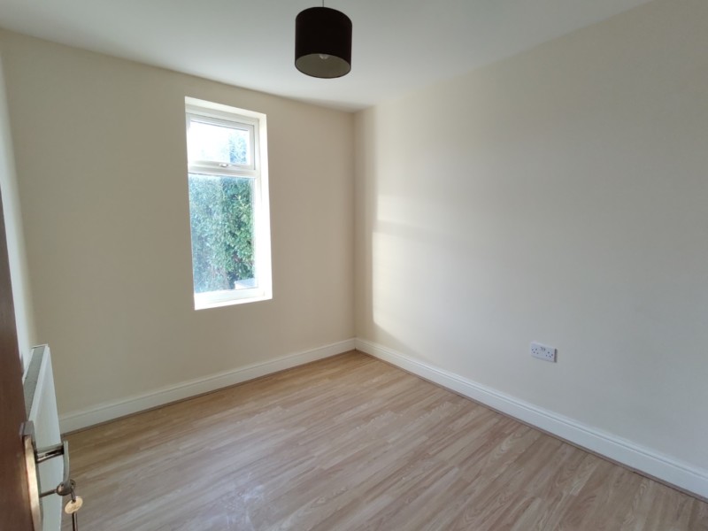 Six Bedroom House To Rent Oval Gardens Grays Essex Rm17