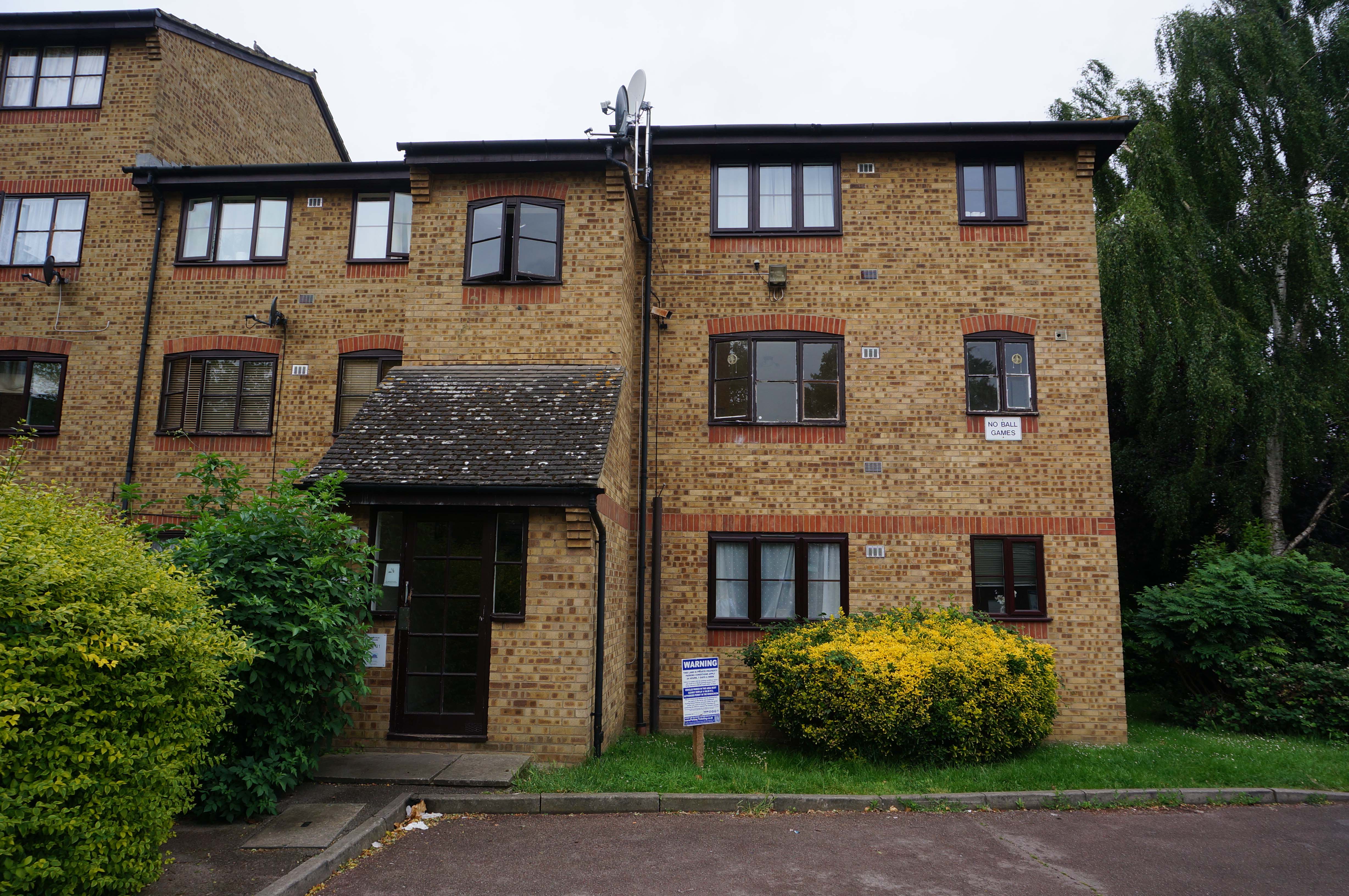 Crest Avenue Grays Property Management